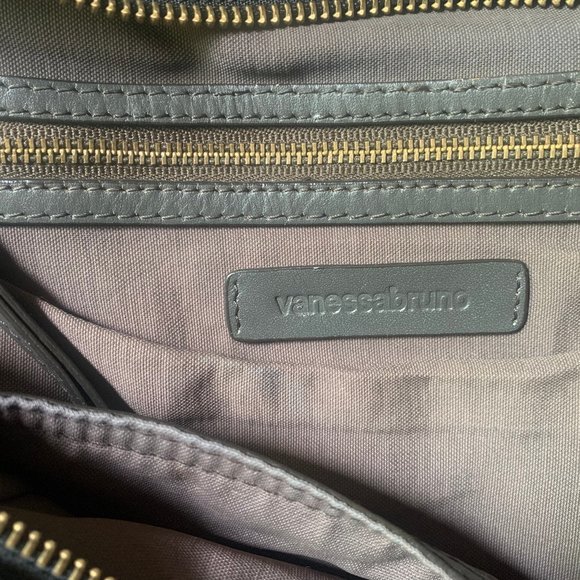 Vanessa Bruno large black leather bag - Picture 6 of 6